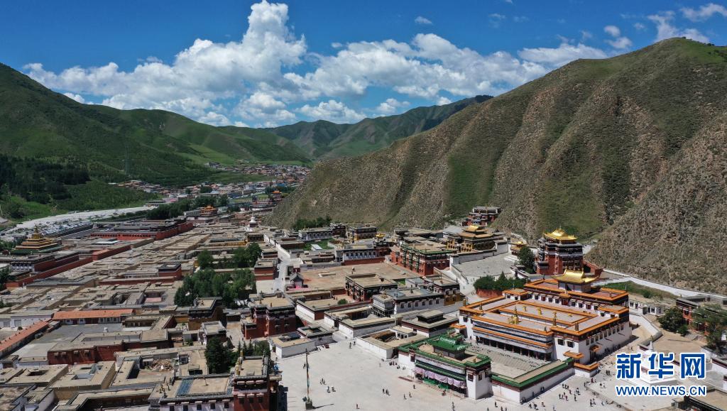Visitors at Labrang Monastery in Xiahe, Gannan